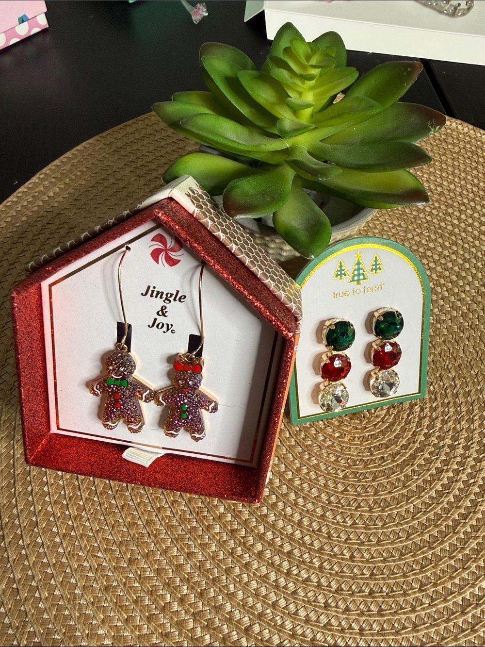 Jungle & Joy 🎄Gingerbread Dangle Earrings PLUS FREE Stud Set
